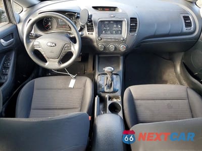 Zdjęcie 8 z 12 samochodu: 2018 KIA FORTE LX VIN:3KPFL4A77JE237517 - miniatura