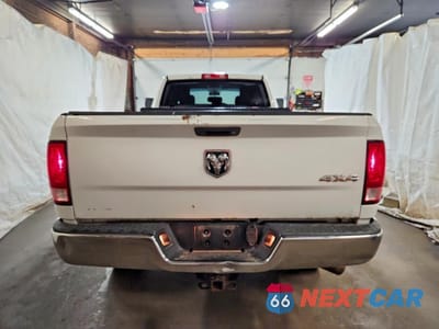 Zdjęcie 6 z 12 samochodu: 2014 RAM 2500 ST VIN:3C6UR5HJXEG173682 - miniatura