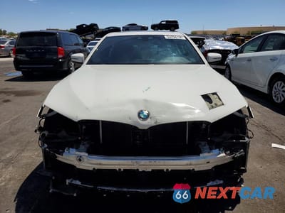 Piąte zdjęcie samochodu w środku: 2019 BMW 530 I VIN:WBAJA5C57KWW11307 - miniatura