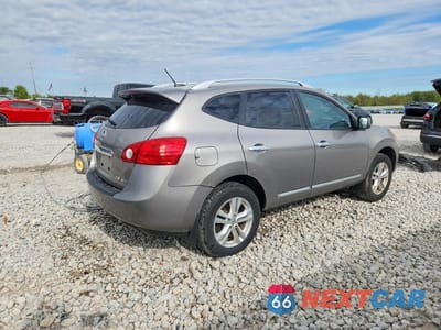 Trzecie zdjęcie samochodu z tyłu: 2013 NISSAN ROGUE S VIN:JN8AS5MV6DW120278 - miniatura