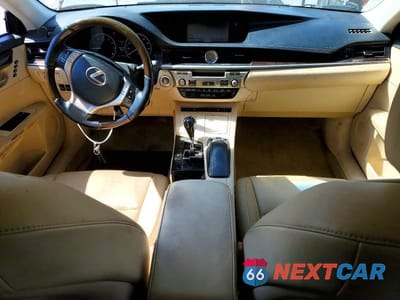 Zdjęcie 8 z 12 samochodu: 2013 LEXUS ES 350 VIN:JTHBK1GG7D2029760 - miniatura