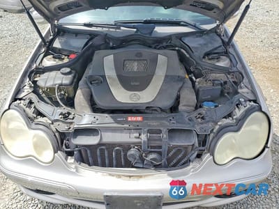 Zdjęcie 11 z 13 samochodu: 2006 MERCEDES-BENZ C 230 VIN:WDBRF52HX6F742805 - miniatura