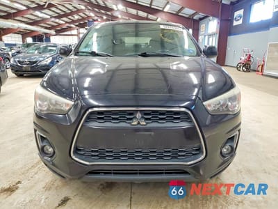 Piąte zdjęcie samochodu w środku: 2014 MITSUBISHI OUTLANDER SPORT SE VIN:4A4AR4AU9EE027414 - miniatura