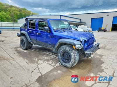 Czwarte zdjęcie samochodu z boku: 2018 JEEP WRANGLER UNLIMITED SPORT VIN:1C4HJXDN7JW197309 - miniatura