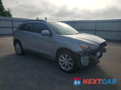 Czwarte zdjęcie samochodu z boku: 2015 MITSUBISHI OUTLANDER SPORT SE VIN:4A4AP4AW2FE036237 - miniatura