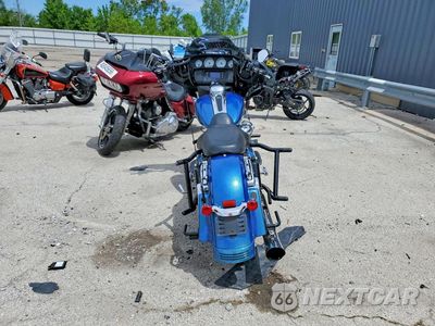 Czwarte zdjęcie samochodu z boku: 2014 HARLEY-DAVIDSON FLHX STREET GLIDE VIN:1HD1KBM16EB681904 - miniatura