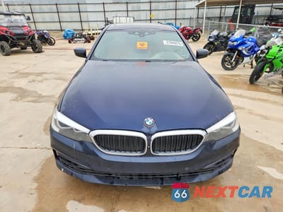 Piąte zdjęcie samochodu w środku: 2018 BMW 530 XI VIN:WBAJA7C54JWC75807 - miniatura