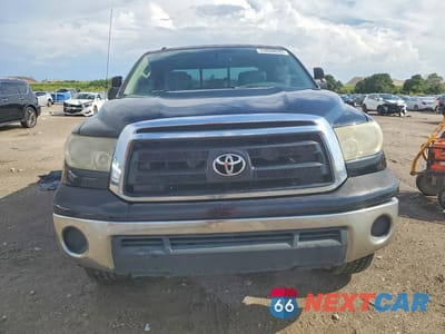 Piąte zdjęcie samochodu w środku: 2012 TOYOTA TUNDRA DOUBLE CAB SR5 VIN:5TFCW5F11CX014297 - miniatura