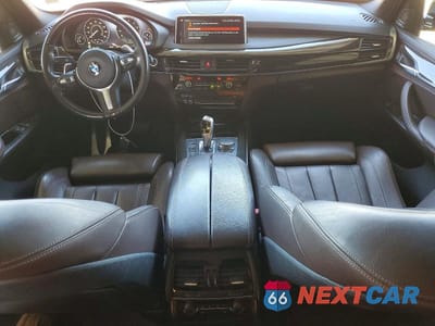 Zdjęcie 8 z 12 samochodu: 2018 BMW X5 XDR40E VIN:5UXKT0C53J0W01376 - miniatura