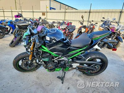 Trzecie zdjęcie samochodu z tyłu: 2024 KAWASAKI ZR900 M VIN:ML5ZRDM19RDA69523 - miniatura