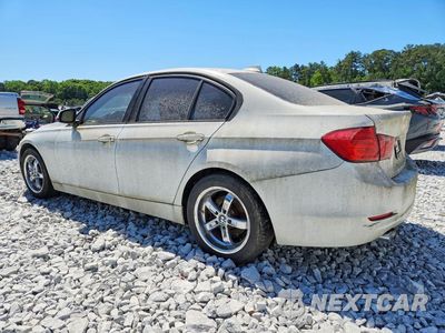 Trzecie zdjęcie samochodu z tyłu: 2013 BMW 3 SERIES VIN:WBA3C1G54DNR49570 - miniatura