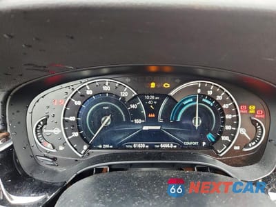 Zdjęcie 9 z 13 samochodu: 2018 BMW 530E VIN:WBAJA9C55JB251516 - miniatura
