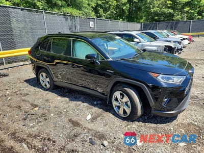 Czwarte zdjęcie samochodu z boku: 2021 TOYOTA RAV4 HYBRID XLE PREMIUM VIN:4T3B6RFV5MU026397 - miniatura