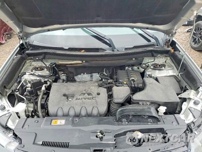 Zdjęcie 12 z 14 samochodu: 2020 MITSUBISHI OUTLANDER SE VIN:JA4AZ3A30LZ030873 - miniatura