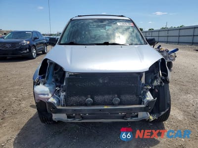 Piąte zdjęcie samochodu w środku: 2005 TOYOTA RAV4 BASE VIN:JTEHD20V150065408 - miniatura