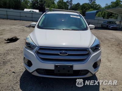 Piąte zdjęcie samochodu w środku: 2018 FORD ESCAPE SEL VIN:1FMCU0HD8JUC26639 - miniatura