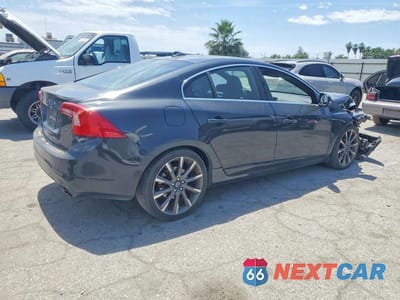 Trzecie zdjęcie samochodu z tyłu: 2015 VOLVO S60 PREMIER VIN:YV140MFK8F2357046 - miniatura