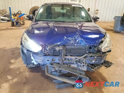 Piąte zdjęcie samochodu w środku: 2016 FORD FOCUS ST VIN:1FADP3L9XGL299942 - miniatura