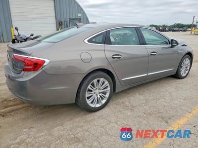 Trzecie zdjęcie samochodu z tyłu: 2018 BUICK LACROSSE PREFERRED VIN:1G4ZN5SZ4JU118222 - miniatura