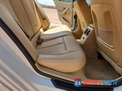 Zdjęcie 10 z 12 samochodu: 2013 BMW 328 I VIN:WBA3A5G57DNP23620 - miniatura