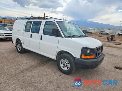 Czwarte zdjęcie samochodu z boku: 2011 GMC SAVANA G2500 VIN:1GTW7FCG1B1100350 - miniatura