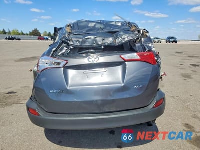 Zdjęcie 6 z 12 samochodu: 2014 TOYOTA RAV4 XLE VIN:JTMWFREV1ED039746 - miniatura