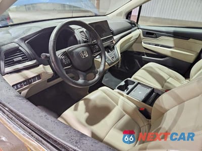 Zdjęcie 7 z 14 samochodu: 2025 HONDA ODYSSEY EXL VIN:5FNRL6H69SB057957 - miniatura