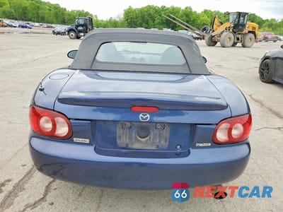 Zdjęcie 10 z 12 samochodu: 2003 MAZDA MX-5 MIATA BASE VIN:JM1NB353430304649 - miniatura
