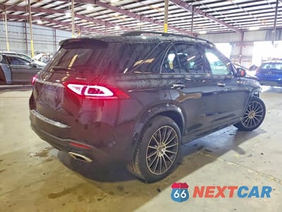 Trzecie zdjęcie samochodu z tyłu: 2020 MERCEDES-BENZ GLE 450 4MATIC VIN:4JGFB5KE5LA115925 - miniatura
