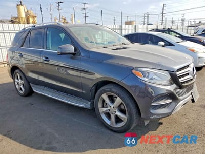 Czwarte zdjęcie samochodu z boku: 2016 MERCEDES-BENZ GLE 350 VIN:4JGDA5JB6GA684807 - miniatura