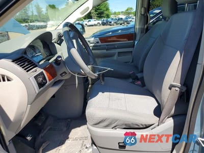 Zdjęcie 7 z 13 samochodu: 2009 CHRYSLER TOWN & COUNTRY TOURING VIN:2A8HR54109R527900 - miniatura