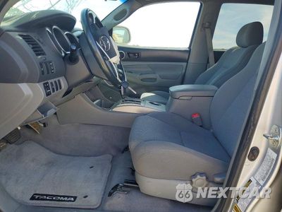 Zdjęcie 7 z 12 samochodu: 2006 TOYOTA TACOMA DOUBLE CAB VIN:5TELU42N36Z312470 - miniatura