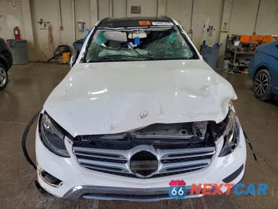 Piąte zdjęcie samochodu w środku: 2016 MERCEDES-BENZ GLC 300 VIN:WDC0G4JB8GF006603 - miniatura