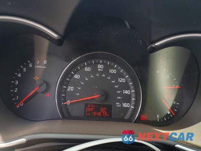 Zdjęcie 9 z 13 samochodu: 2015 KIA SORENTO LX VIN:5XYKTDA67FG615299 - miniatura