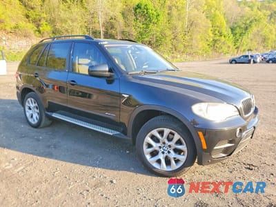 Czwarte zdjęcie samochodu z boku: 2012 BMW X5 XDRIVE35I VIN:5UXZV4C57CL986765 - miniatura