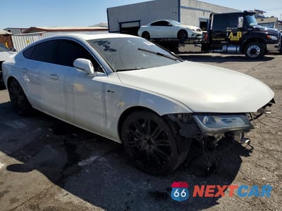 Czwarte zdjęcie samochodu z boku: 2014 AUDI A7 PREMIUM PLUS VIN:WAUWGAFC4EN067236 - miniatura