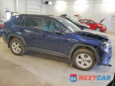 Czwarte zdjęcie samochodu z boku: 2020 TOYOTA RAV4 HYBRID XLE VIN:4T3R6RFV1LU005737 - miniatura