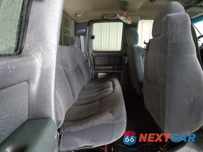 Zdjęcie 10 z 12 samochodu: 2001 CHEVROLET SILVERADO K1500 VIN:1GCEK19T01E242178 - miniatura
