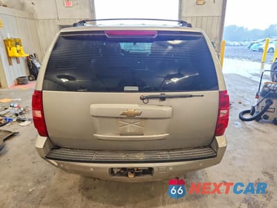 Zdjęcie 6 z 14 samochodu: 2007 CHEVROLET SUBURBAN C1500 VIN:3GNFC16J87G209796 - miniatura