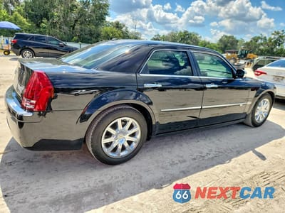 Trzecie zdjęcie samochodu z tyłu: 2009 CHRYSLER 300C VIN:2C3KA63TX9H565643 - miniatura