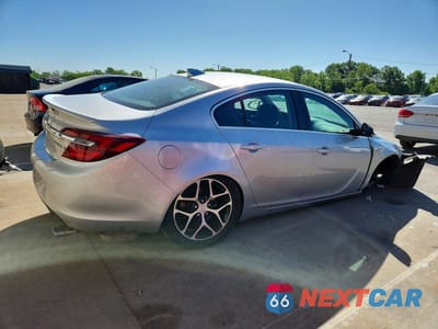 Trzecie zdjęcie samochodu z tyłu: 2017 BUICK REGAL SPORT TOURING VIN:2G4GL5EX8H9125088 - miniatura
