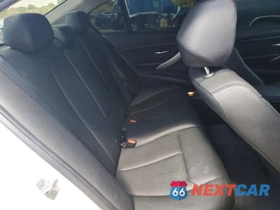 Zdjęcie 10 z 12 samochodu: 2018 BMW 320 I VIN:WBA8A9C54JAH13507 - miniatura