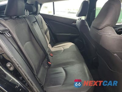 Zdjęcie 10 z 12 samochodu: 2018 TOYOTA PRIUS THREE VIN:JTDKARFU9J3554724 - miniatura