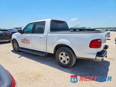 Drugie zdjęcie samochodu z przodu: 2003 FORD F150 SUPERCREW VIN:1FTRW07653KA46688 - miniatura