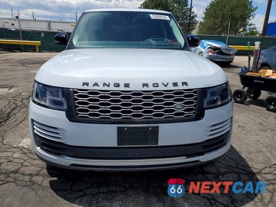 Piąte zdjęcie samochodu w środku: 2018 LAND ROVER RANGE ROVER HSE VIN:SALGS2SVXJA515976 - miniatura