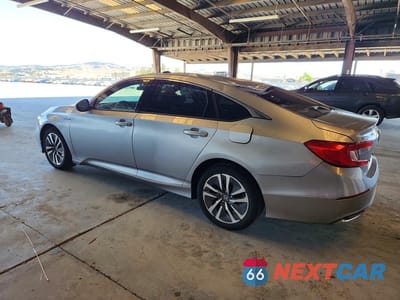 Drugie zdjęcie samochodu z przodu: 2018 HONDA ACCORD HYBRID EX VIN:1HGCV3F42JA013520 - miniatura
