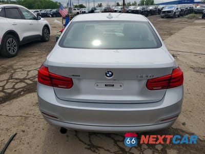 Zdjęcie 6 z 13 samochodu: 2018 BMW 320 XI VIN:WBA8A3C55JA489285 - miniatura