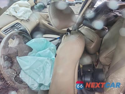 Zdjęcie 7 z 12 samochodu: 2001 HONDA ACCORD EX VIN:1HGCG16581A052796 - miniatura