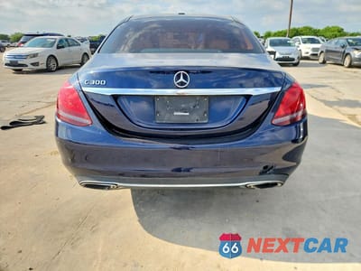 Zdjęcie 6 z 12 samochodu: 2019 MERCEDES-BENZ C 300 VIN:55SWF8DB2KU302332 - miniatura