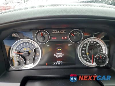 Zdjęcie 9 z 13 samochodu: 2016 RAM 1500 SPORT VIN:3C6JR7CTXGG278118 - miniatura